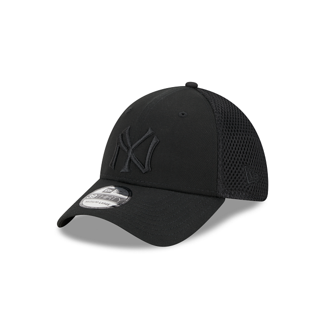 New York Yankees Men's Coop Evergreen 39THIRTY Flex Fit Hat - Black/Black 23 BLKWH / L/XL