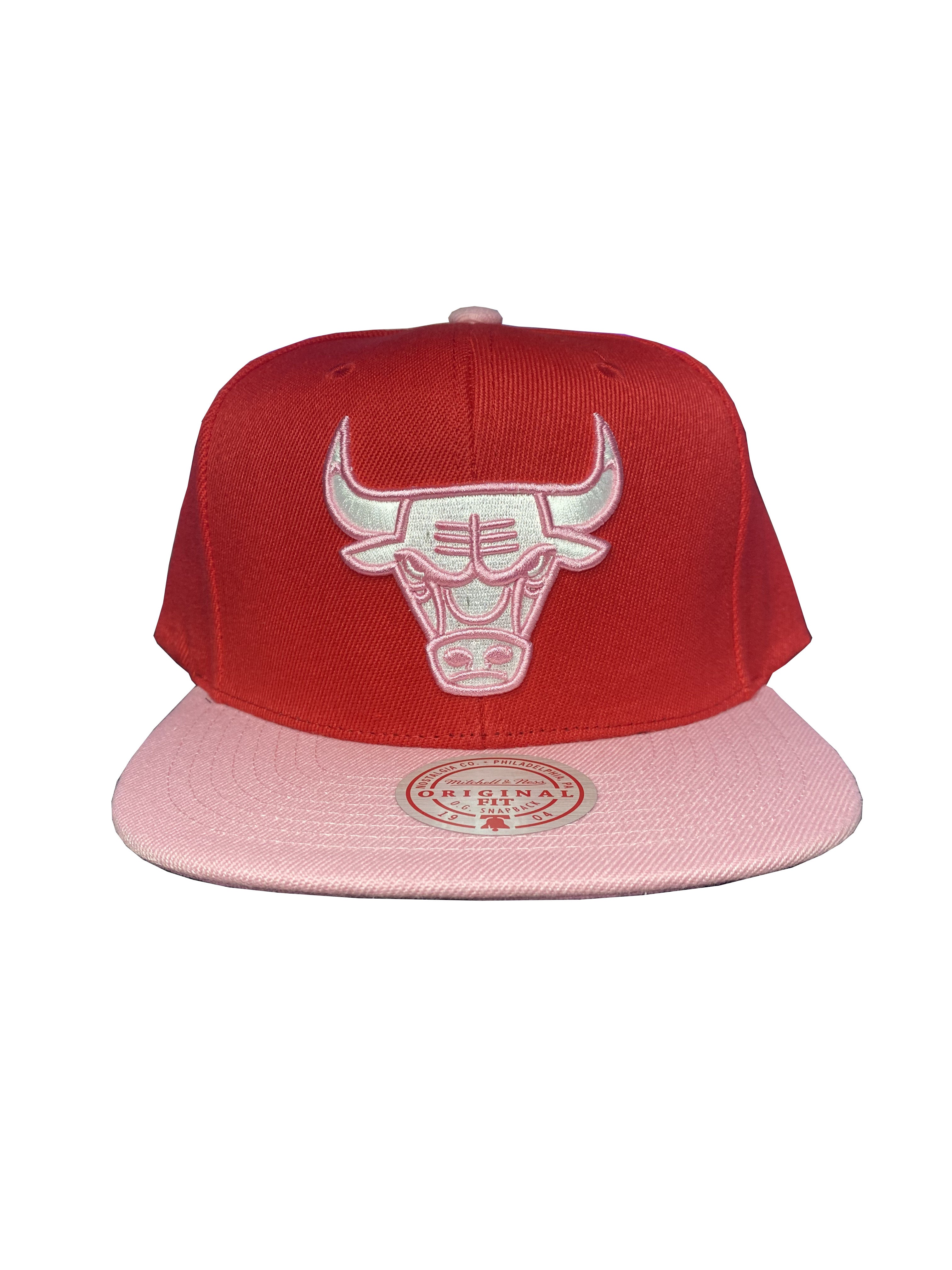 pink chicago bulls hat