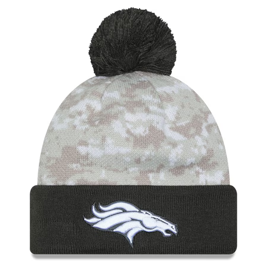 DENVER BRONCOS 2024 NFL SALUTE TO SERVICE CUFFED KNIT BEANIE WITH POM - ARTIC WHITE/GRAPHITE