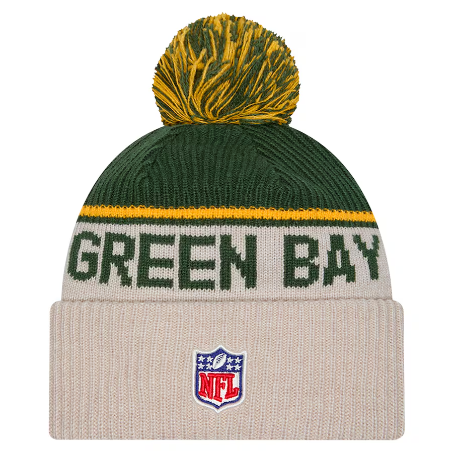 GREEN BAY PACKERS 2024 NFL HISTORIC SIDELINE CUFFED KNIT BEANIE WITH POM - STONE/GREEN