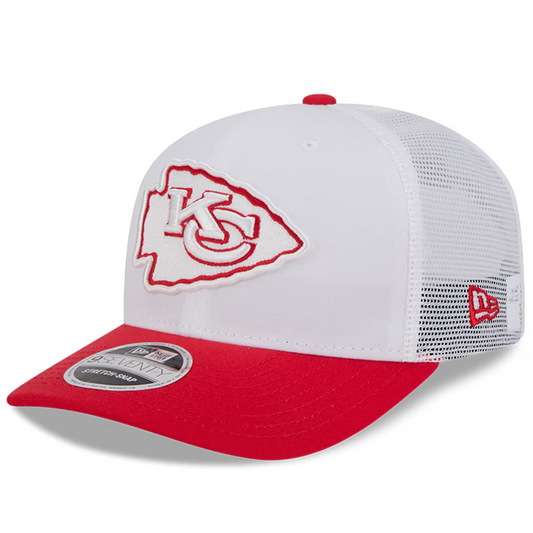 KANSAS CITY CHIEFS 2024 NFL TRAINING CAMP 9SEVENTY STRETCH SNAP TRUCKER HAT - WHITE