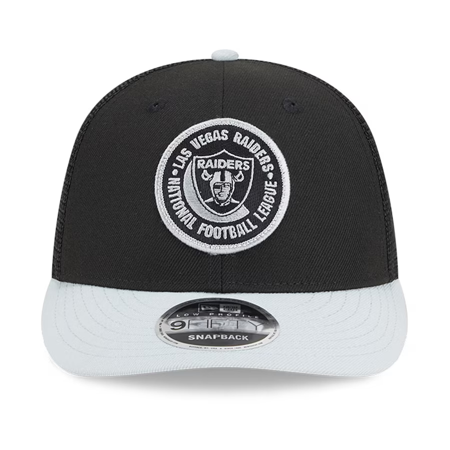 Las Vegas Raiders Crest 9FIFTY Mens Snapback Hat (White/Black)