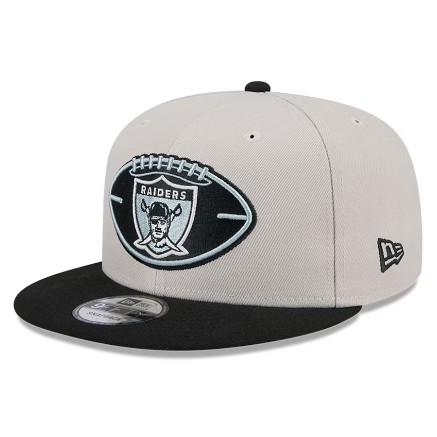 LAS VEGAS RAIDERS 2024 NFL SIDELINE HISTORIC 9FIFTY SNAPBACK HAT - STONE/BLACK