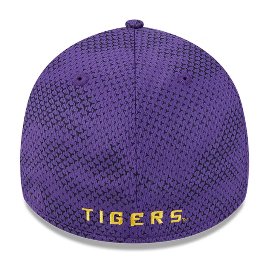 LSU TIGERS 2024 TEAM 39THIRTY FLEX FIT HAT - PURPLE