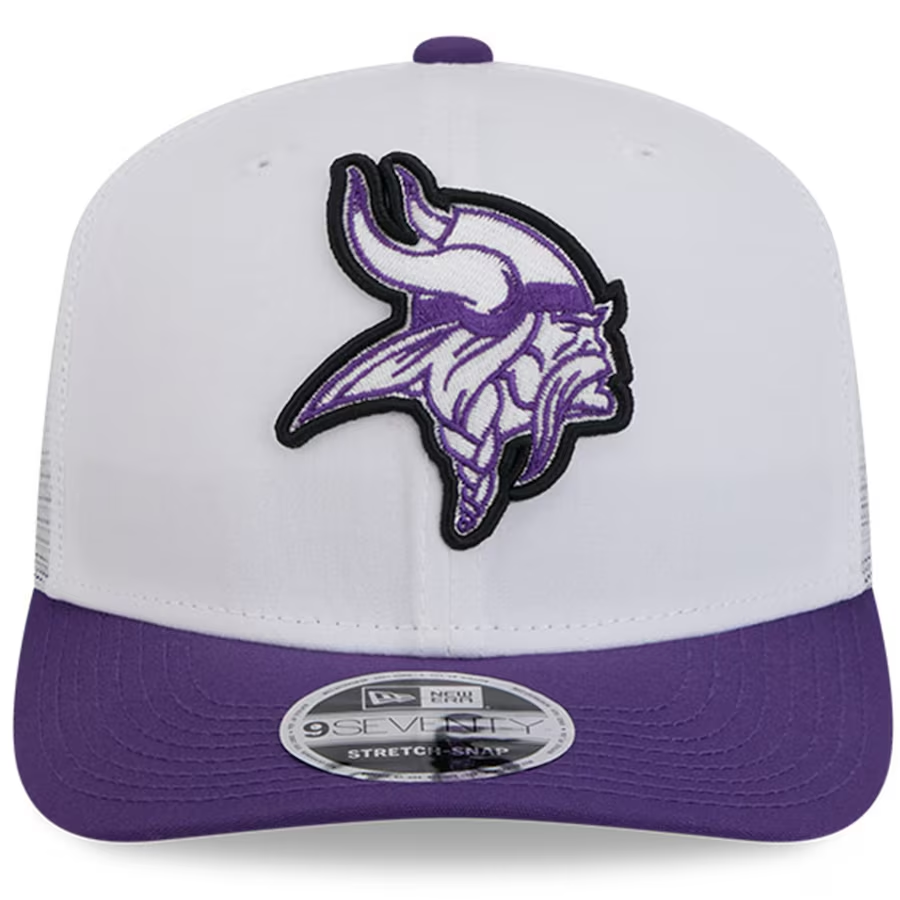 MINNESOTA VIKINGS 2024 NFL TRAINING CAMP 9SEVENTY STRETCH SNAP TRUCKER HAT - WHITE