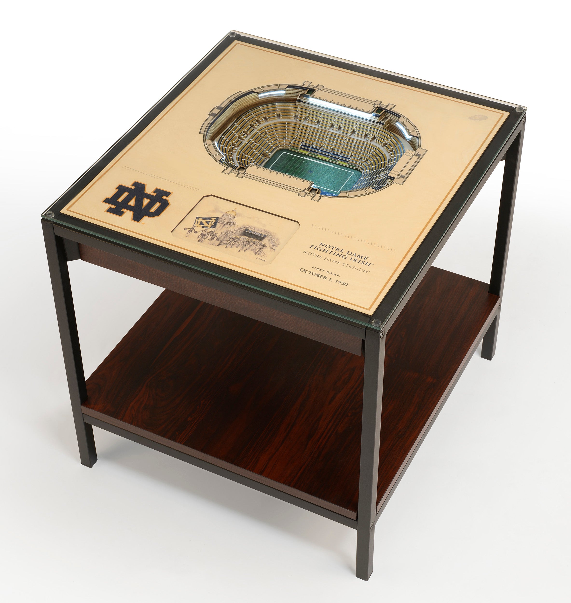 THE selling NOTRE DAME FIGHTING IRISH FOOTBALL TABLE LAMP