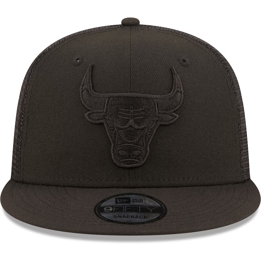 CHICAGO BULLS HOMBRE CLASSIC TRUCKER 9FIFTY SNAPBACK-NEGRO SOBRE NEGRO