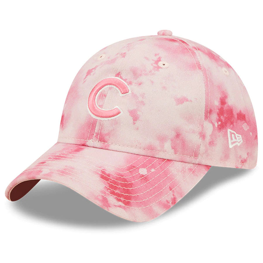 Cubs fan best sale with pink hat